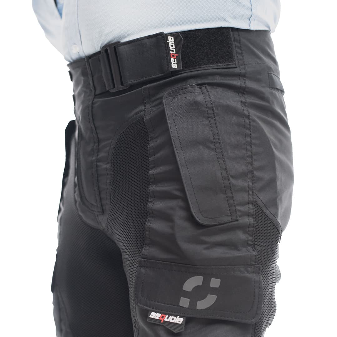 Pantalón MESH - Pantalón de Malla Impermeable con Protecciones Removibles especial para Clima cálido - Vista 3 | Sequoia Speed
