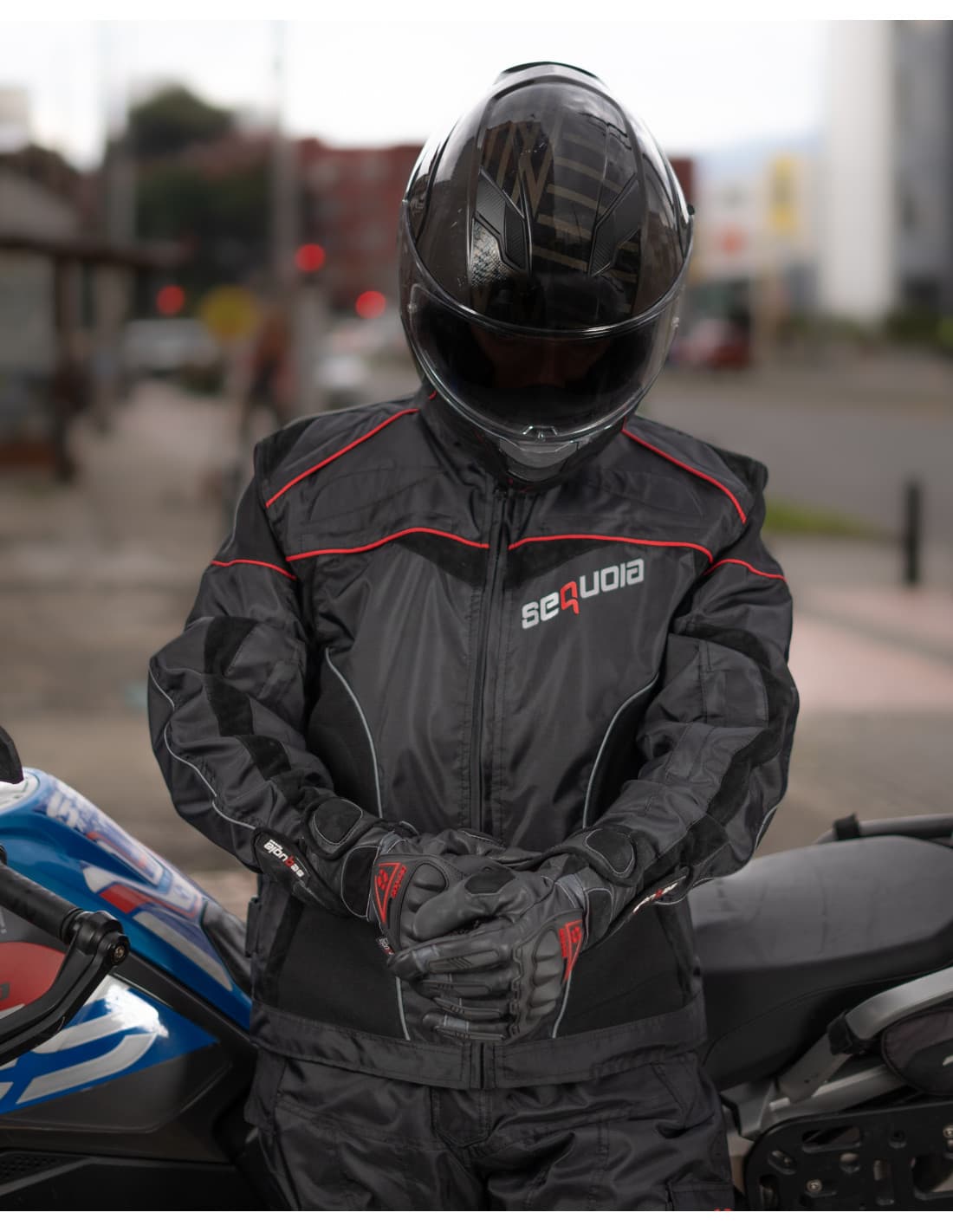Chaqueta AVS equipamiento seguridad motociclista