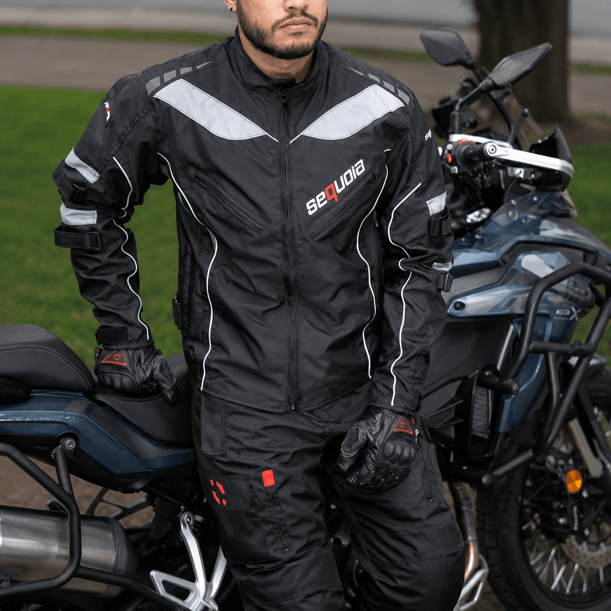 Ficha técnica Chaqueta Carrera Gris - de Protección, Protecciones Certificadas e Impermeable